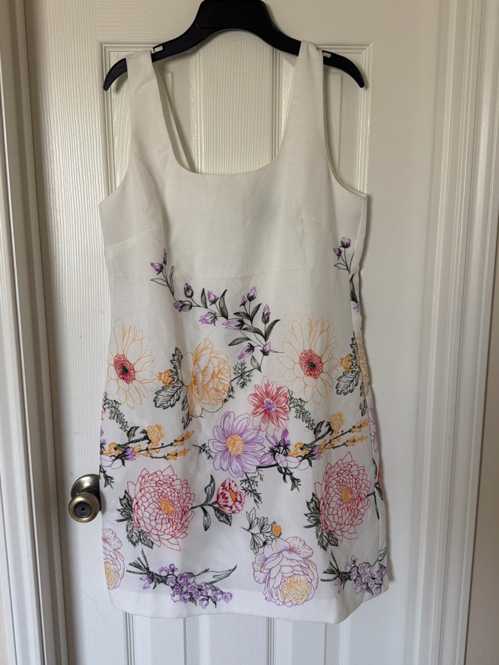 Tahari ASL White Sleeveless Floral Shift Dress